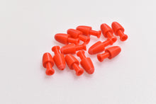 Load image into Gallery viewer, red glow orange tapered tail salmon & trout trolling fly skirt head