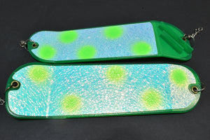 UV Glow Pissed Pea's - 8" Double Finned Flasher