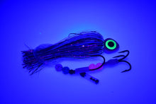 Load image into Gallery viewer, high percentage purple sunrise big eye salmon trolling fly
