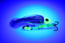Load image into Gallery viewer, high percentage hyper uv green crinkle big eye salmon trolling fly
